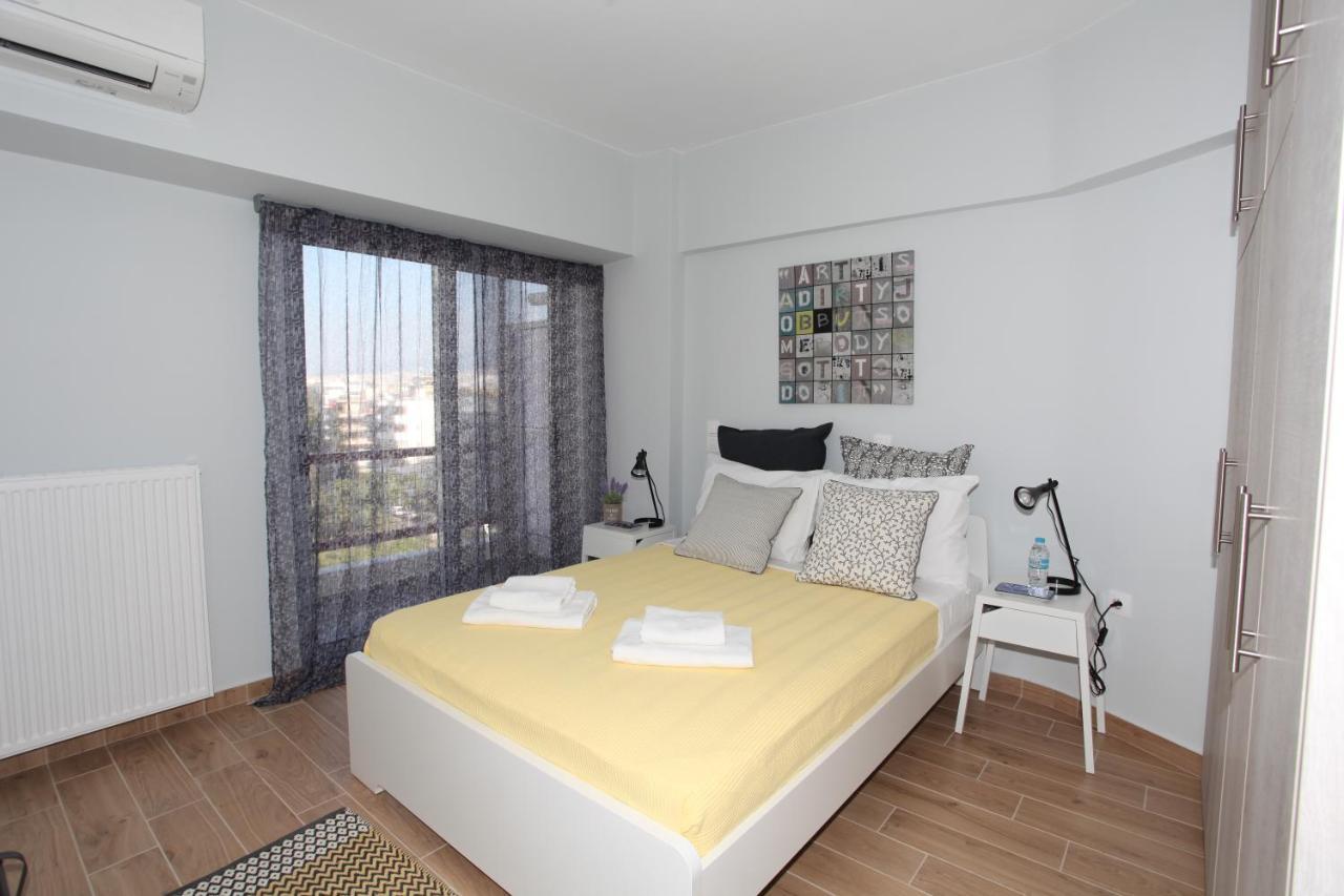 Edem Beach Apartment With Mountain View By Athenian Homes Экстерьер фото
